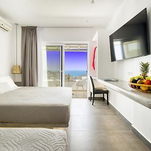 Anius Apartments